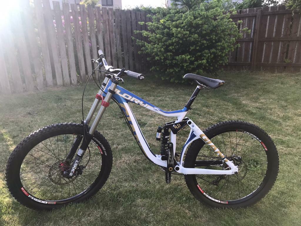 giant downhill bike for sale